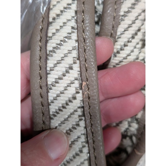 Simply Vera Verawang Brown And Tan Weave Pattern Fabric Sidekick Satchel - Picture 11 of 12